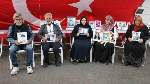 Diyarbakır Anneleri Evlat Nöbetinde Kararlılar