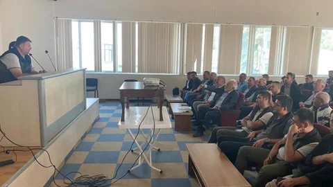 Mut’ta Muhtarlarla Güncel Mevzuat ve 17/2 Uygulamaları Değerlendirildi