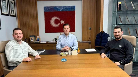 Hatipoğlu'ndan İlçe Başkanlarına Teşekkür