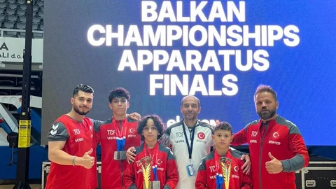 Kayseri'den Madalya Yağmuru Haberi