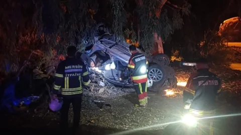 Silifke’de Acı Son: Direksiyon Hakimiyeti Kayboldu, Refüje Çarptı, Takla Attı, Ölüm Geldi… 1 Ölü 3 Yaralı