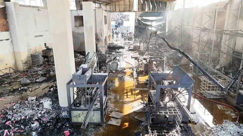 Kocaeli'de Parfüm Tesisinde Yangın İzni