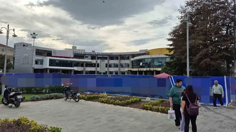 Düzce'de Belediye Binasında Yangın Çıktı