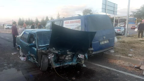 Isparta'da Trafik Kazası: 2 Yaralı