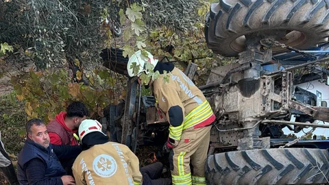 Manisa'da Traktör Devrildi, Çiftçi Hayatını Kaybetti