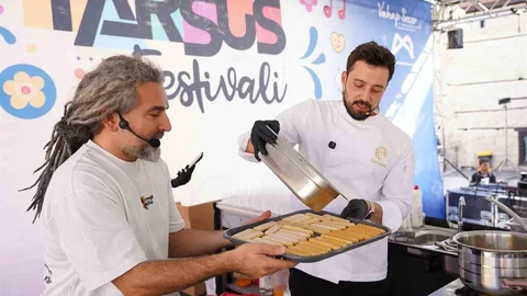 Tarsus'ta Gastronomi Festivali Rüzgarı Esti