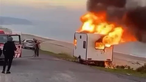 Çatalca'da Karavan Yangını