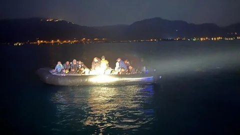 Çanakkale'de 34 Kaçak Göçmen Yakalandı