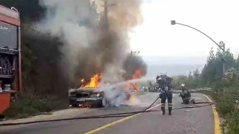 Kocaeli'de Otomobil Yangını