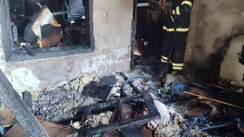 Kahramanmaraş'ta Evde Yangın Çıktı