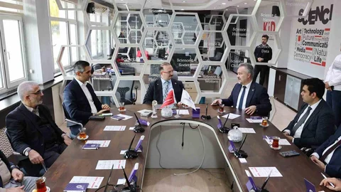 Atatürk Üniversitesinde Dijital Seferberlik Başladı