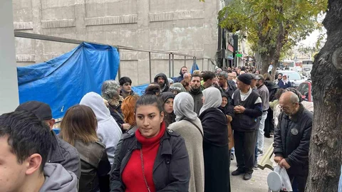 Eskişehir'de TOKİ Kuyruğu