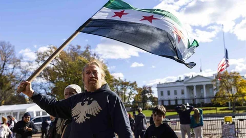 ABD'de Suriyelilerden Destek Gösterisi