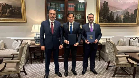 Türkiye-ABD-Suriye Zirvesi Beyaz Saray'da