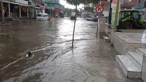 İzmir'de Kuvvetli Yağış Alarmı