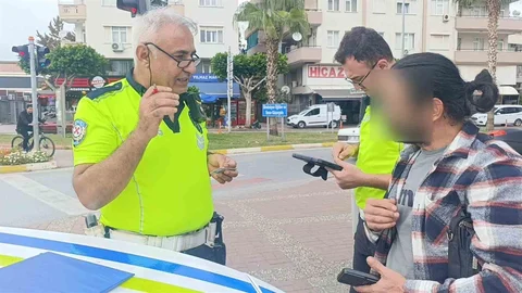 Antalya'da Trafik Kazası ve Araç Bağlama
