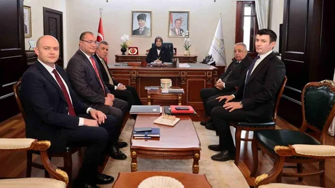 Afyonkarahisar'da Kamu Hizmetleri Toplantısı