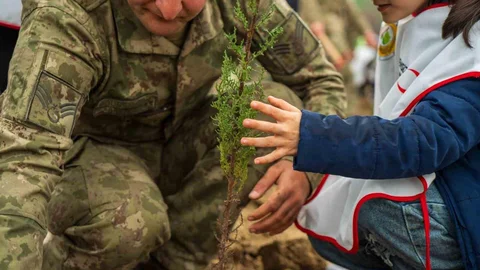 Manisa'da Fidan Dikimi Etkinliği