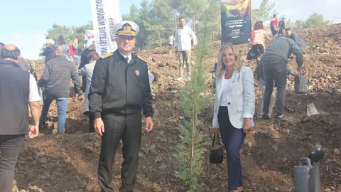 Marmaris'te 3 Bin Fidan Dikildi