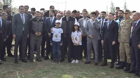 Diyarbakır'da Fidan Dikimi Etkinliği