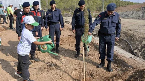 Bozyazı’da Fidan Dikim Etkinliği