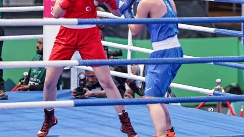 Milli Boksörler Riyad'da 6 Madalya Kazandı