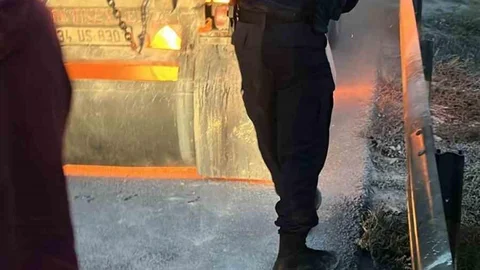 İstanbul'da Hafriyat Kamyonu Yangını