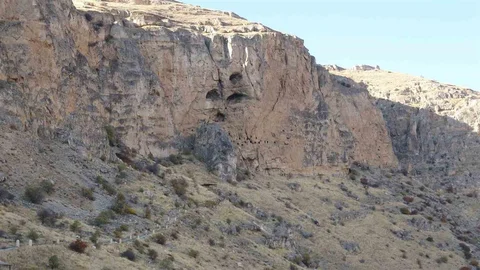 Ansır Mağaraları Korku Dolu Hale Geldi