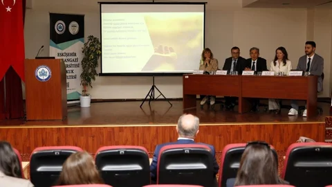 Eskişehir'de Sempozyum Gerçekleşti