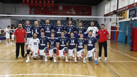 Düzce'de Voleybol Zaferi