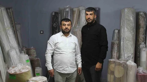 Adana'da Halıdan Altın Çıktı