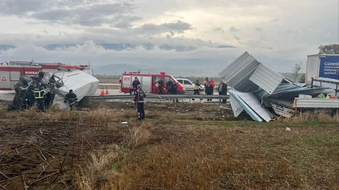 Tokat'ta Minibüs Kazası
