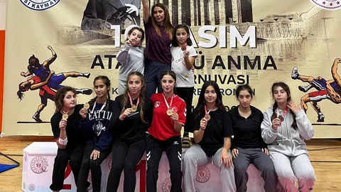 Köyceğizli Güreşçiler Başarı Elde Etti