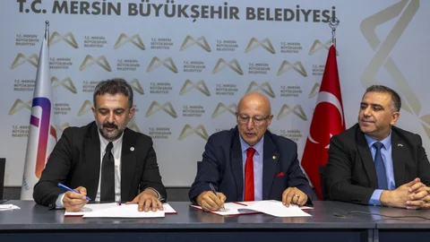 Mersin ve Ankara Kent Konseyleri İş Birliği İçin Masaya Oturdu: "kardeş Kent Konseyi" Protokolü İmzalandı