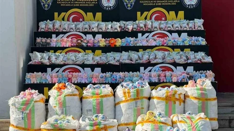 Adana'da Kaçak Oyuncak Operasyonu