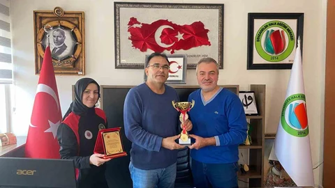 Manisa'da Şampiyona Kupanın Verilişi