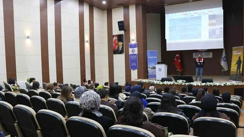 Erzurum'da Madde Bağımlılığı Semineri