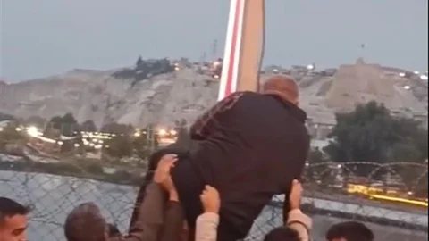 Şanlıurfa'da Köprüde İntihar Girişimi