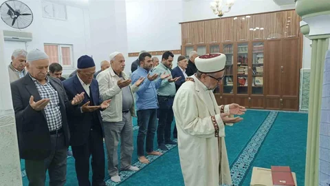 Batman'da Yağmur Duası Yapıldı