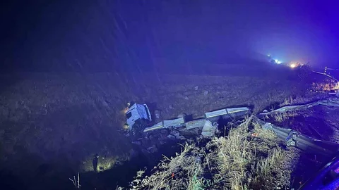 Malatya'da Çekici Devrildi