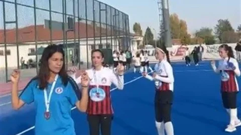 Muğla'nın Şampiyon Hokey Kızları