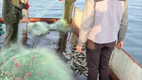 Van Gölü'nde Balıkçılık Denetimi