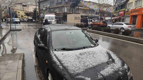 Hakkari'de Yağmur ve Kar Etkisi