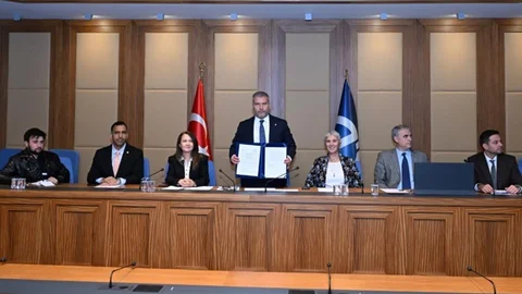 Anadolu Üniversitesi ile AIOA İş Birliği