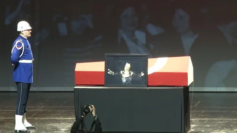 Muazzez Abacı'ya Veda Töreni