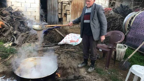Sarıgöl'de Pekmez Üretimi Artıyor
