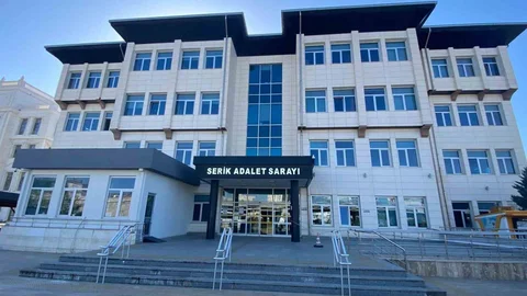 Eski CHP Başkanına Rüşvet Suçlaması