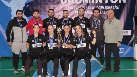 Kayseri Badminton Takımı Şampiyon Oldu