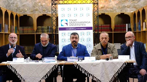 İslam Hukuku Meseleleri Tokat'ta Tartışıldı