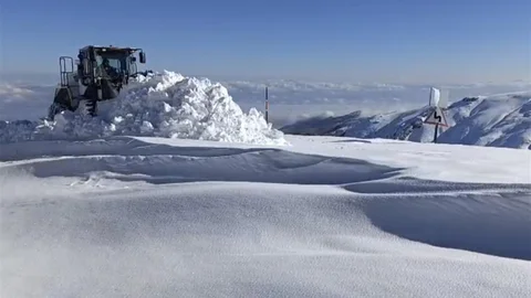 Muş'ta Kapanan Yollar Yeniden Açıldı